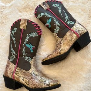 Smoky mountain hummingbird, cowboy boots, girls toddler 10